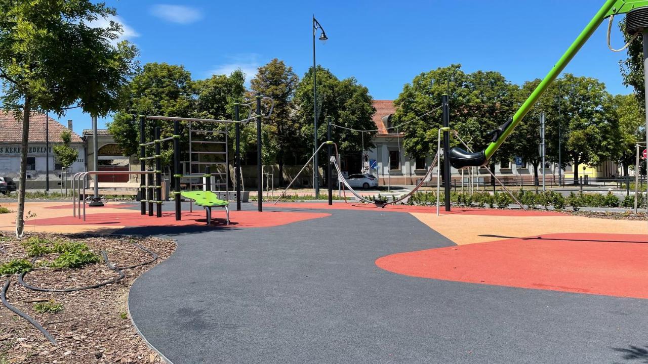 Bristol Apartments Бая Экстерьер фото