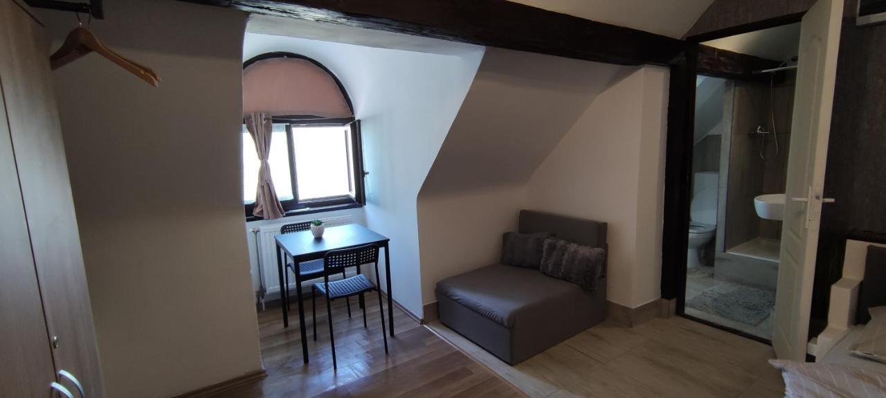 Bristol Apartments Бая Экстерьер фото